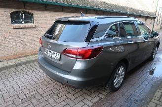 Opel Astra Sport Tourer 1.0 Business+ picture 4