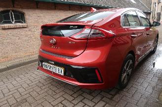 Hyundai Ioniq Premium EV picture 4