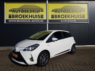 damaged commercial vehicles Toyota Yaris 1.5 Hybrid Y20 Exclusive Edition 2020/6