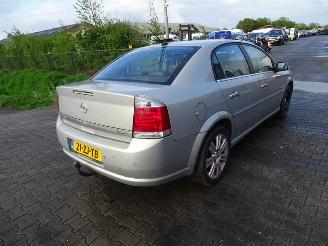 Opel Vectra 2.2 DIG picture 1
