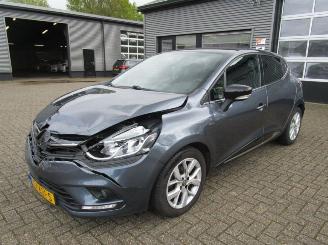 Tweedehands auto Renault Clio 0.9 TCE LIMITED 2018/10