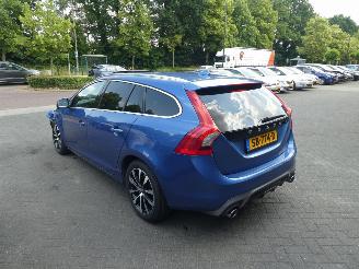 Volvo V-60 2.0 T4 140KW R-Design Automaat picture 6