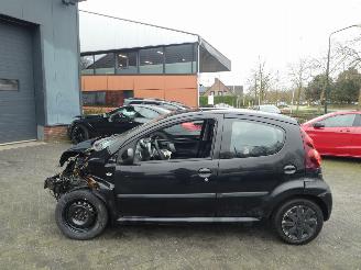 Peugeot 107 1.0 Active Airco picture 9