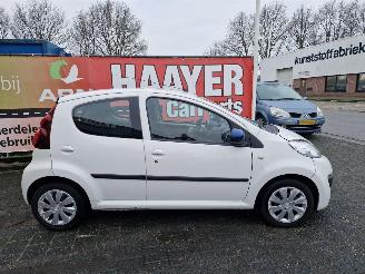 Peugeot 107 1.0 access AIRCO picture 2