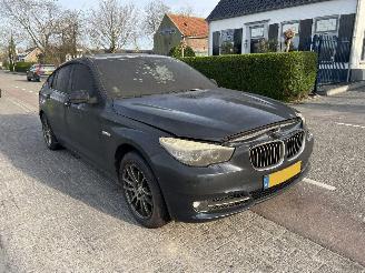 damaged motor cycles BMW 5-serie 520D gt Executive 2013/3
