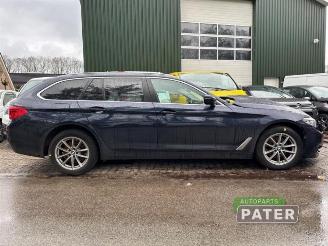 BMW 5-serie 5 serie Touring (G31), Combi, 2017 523d 2.0 TwinPower Turbo 16V picture 3