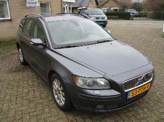 damaged commercial vehicles Volvo V-50 2.4 Exclusive automaat 2004/8