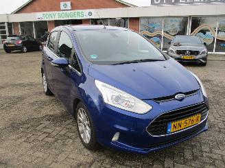 Schade scooter Ford B-Max 1.0 EcoBoost Titanium 2016/1