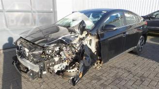 Salvage car Hyundai Ioniq  2019/3