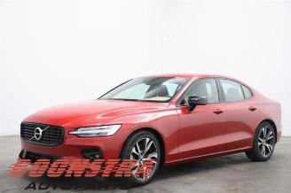 disassembly commercial vehicles Volvo S-60 S60 III (ZS), Sedan, 2019 2.0 B4 16V Mild Hybrid Geartronic 2021/6