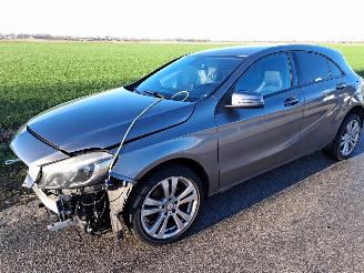Auto incidentate Mercedes A-klasse A180 2016/11