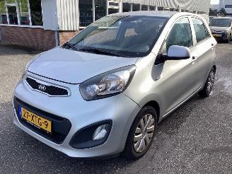 damaged commercial vehicles Kia Picanto 1.0 CVVT Comfort Pack 2013/1