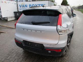 damaged commercial vehicles Volvo XC40  2019/1