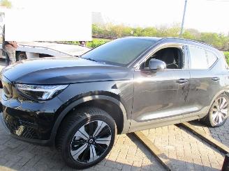 disassembly commercial vehicles Volvo XC40  2022/1