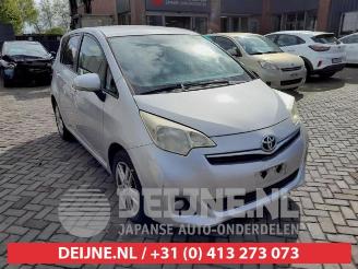 occasion commercial vehicles Toyota Verso S Verso S, MPV, 2010 / 2016 1.4 D-4D 2011