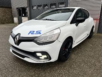 occasion passenger cars Renault Clio 1.6 Turbo RS Trophy AUTOMAAT / CLIMA / NAVI / CRUISE /220PK 2018/6