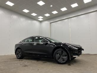 damaged commercial vehicles Tesla Model 3 Standard RWD Plus Panoramadak 2019/11