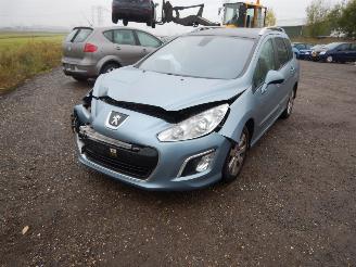 Peugeot 308 sw 1.6 eHDI picture 1