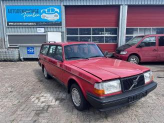 damaged commercial vehicles Volvo 240 240/245, Combi, 1974 / 1993 240 Polar 1993/3
