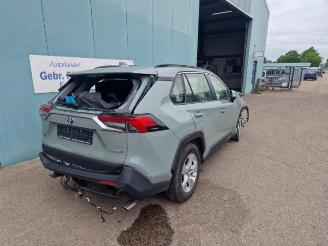 Damaged car Toyota Rav-4 RAV4 (A5), Terreinwagen, 2018 2.5 Hybrid 16V AWD 2019/11