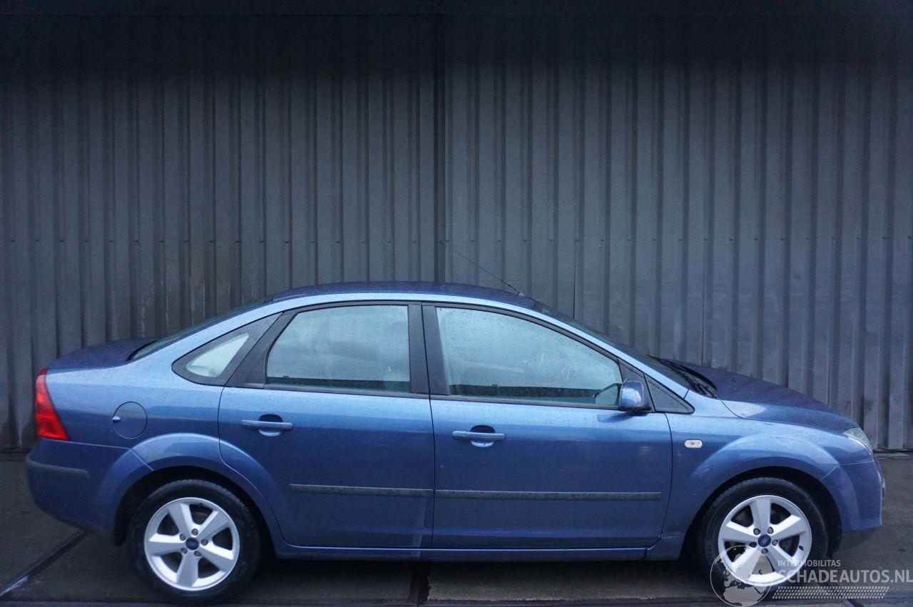 Ford Focus 1.6-16V 74kW Airco First Edition