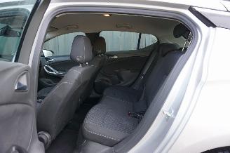 Opel Astra 1.6 CDTi 81kW Navigatie Online Edition picture 15
