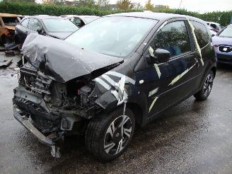 damaged machines Renault Twingo  2013/1