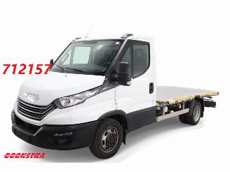 damaged commercial vehicles Iveco Daily 35C14 Hi-Matic (Kuhlkoffer) Airco Cruise 2022/10