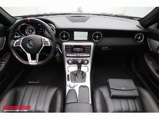 Mercedes SLK SLK200 Aut. AMG CarbonLOOK Airscarf H/K Leder Navi Camera 87.164 km! picture 11