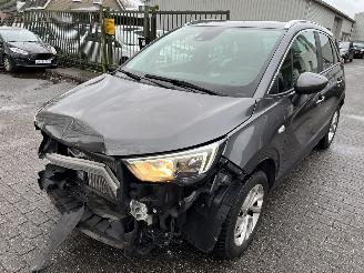 Damaged car Opel Crossland X  1.2 Turbo Innovation 2019/7