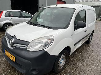 damaged commercial vehicles Renault Kangoo 1.5 DCI 2015/7