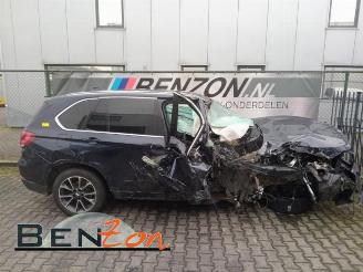 damaged passenger cars BMW X5  2017/5