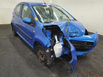 disassembly commercial vehicles Peugeot 107 XS 2011/1