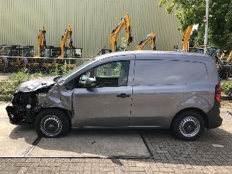 damaged campers Renault Kangoo 15dci 2022/6