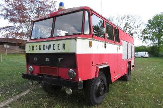 Schade bestelwagen DAF Overige V1600 DD358 4x4 UITVOERING TYPE VOERTUIG TS10 HD220 T2700 OPBOUW KRONENBURG 1970/2