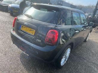 Mini One 1.5 AUTOMAAT One Chili BJ 2018 70929 KM picture 4
