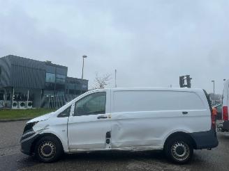 damaged commercial vehicles Mercedes Vito 110 CDI Functional Lang BJ 2021 50000 KM 2021/12