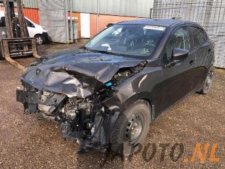 damaged caravans Mazda 2 2 (DJ/DL), Hatchback, 2014 1.5 SkyActiv-G 90 2017/5