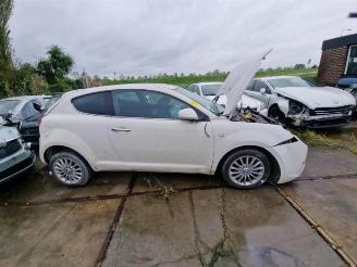 Damaged car Alfa Romeo MiTo MiTo (955), Hatchback, 2008 / 2018 1.3 JTDm 16V Eco 2013