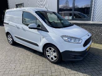 damaged commercial vehicles Ford Transit Courier Van 1.5 TDCI Trend 2015/8