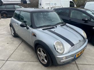 occasion commercial vehicles Mini Cooper 1.6i 2001/9