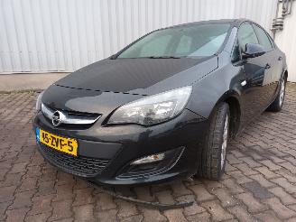 danneggiata semirimorchio Opel Astra Astra J (PD5/PE5) Sedan 1.7 CDTi 16V 110 (A17DTE(Euro 5)) [81kW]  (06-=
2012/10-2015) 2013/2