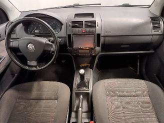 Volkswagen Polo Polo IV (9N1/2/3) Hatchback 1.2 12V (BME) [47kW]  (10-2001/07-2007) picture 10