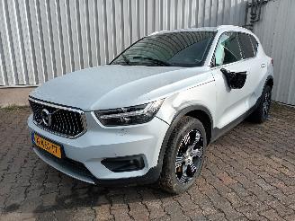 damaged commercial vehicles Volvo XC40 XC40 (XZ) 2.0 T4 Geartronic 16V (B4204T47) [140kW]  (09-2018/12-2021) 2020/6