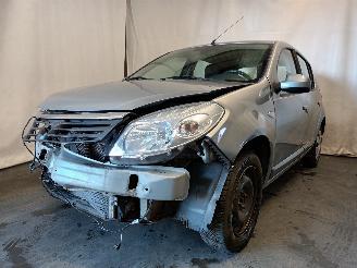 škoda osobní automobily Dacia Sandero Sandero I (BS) Hatchback 1.4 LPG (K7J-714) [53kW]  (01-2009/12-2012) 2010/6