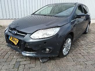damaged commercial vehicles Ford Focus Focus 3 Wagon Combi 1.0 Ti-VCT EcoBoost 12V 125 (M1DA(Euro 5)) [92kW] =
 (02-2012/05-2018) 2012/12