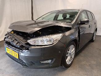 damaged machines Ford Focus Focus 3 Wagon Combi 1.0 Ti-VCT EcoBoost 12V 125 (M1DD) [92kW]  (02-201=
2/05-2018) 2016/12