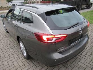 krockskadad bil auto Opel Insignia Insignia ST  1.6D 136Pk  Edition  Climatronic Navi ....... 2019/3