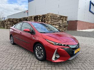 Damaged car Toyota Prius 1.8 Plug-in Hybride 2018/7