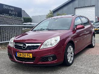 Tweedehands auto Opel Signum 1.9 CDTI Executive 2008/2